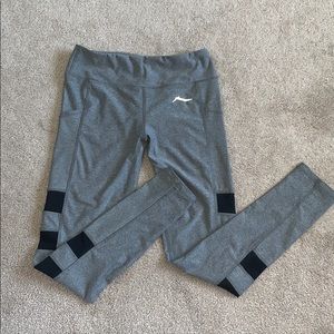 🌸 2/$20 Brand new leggings!!!